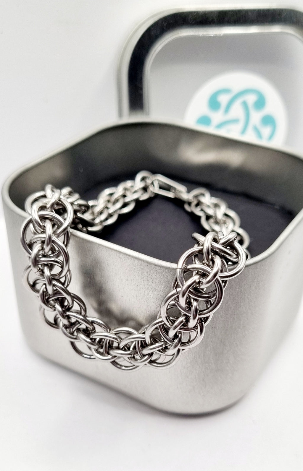 KYY 4:1 Chainmaille Bracelet image 0