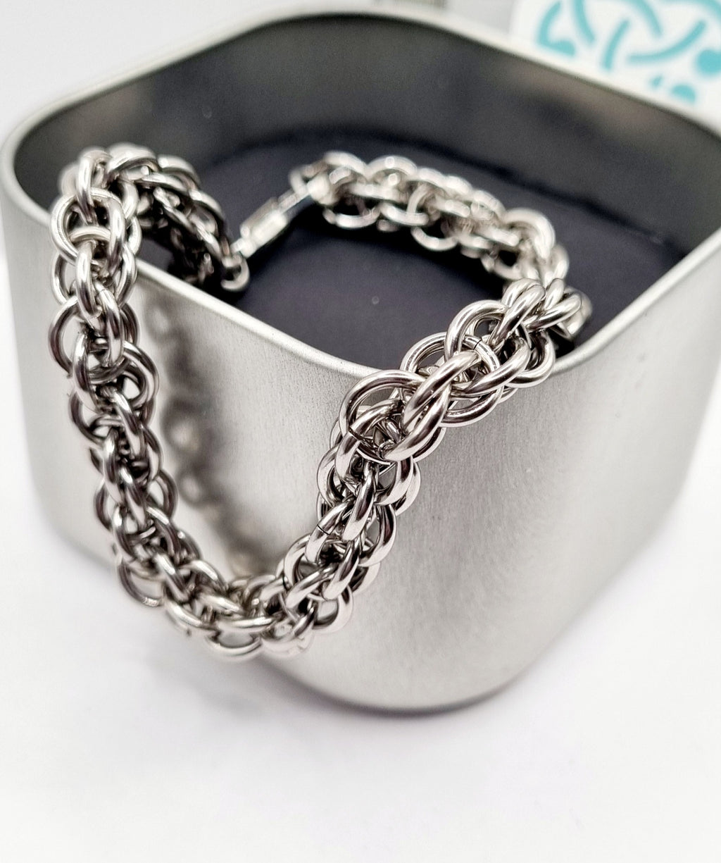 Axiom Lock 5 in1 Chainmaille Bracelet image 1